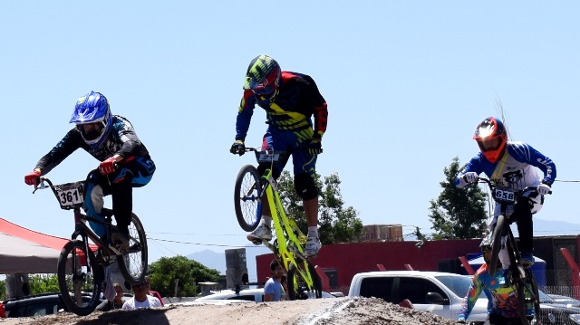 ¡!Profetas en su Tierra¡¡… Campeonato Argentino de BMX 5ta Fecha – A puro BMX Bajo el Sol Sanjuanino.
