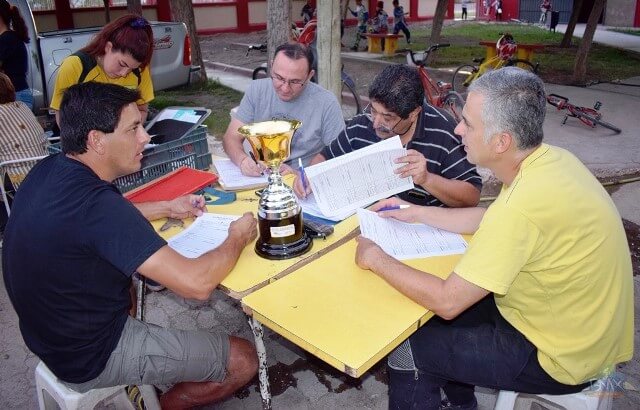 Trabajo con Orgullo  y Satisfacción – Todos Son Campeones.