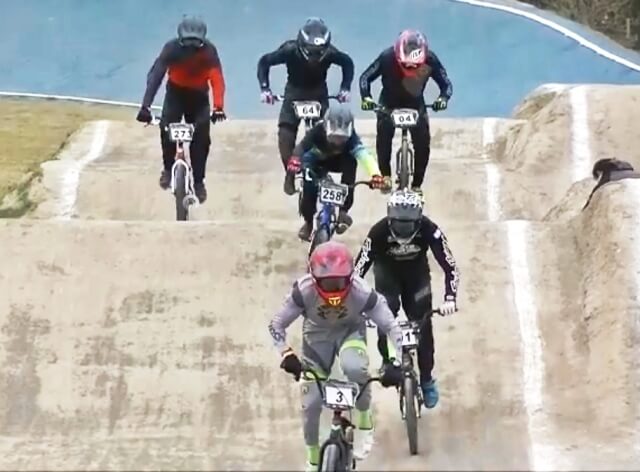 Campeonato Argentino de BMX 2018 – General Deheza (Córdoba) – Frío y con Viento Pero con el Calor del Bicicross.